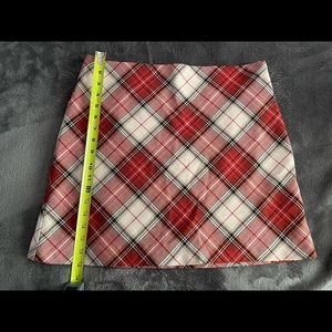 H&M red plaid skirt Size 12